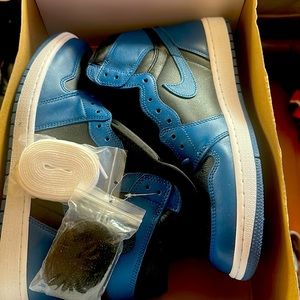 Brand new Air Jordan 1 Blue Marina size 12.5 , 555088